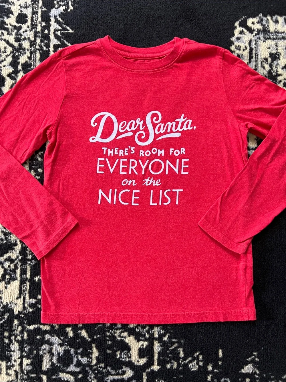 Boys Cat & Jack Holiday long sleeve tee  Sz M (8/10)